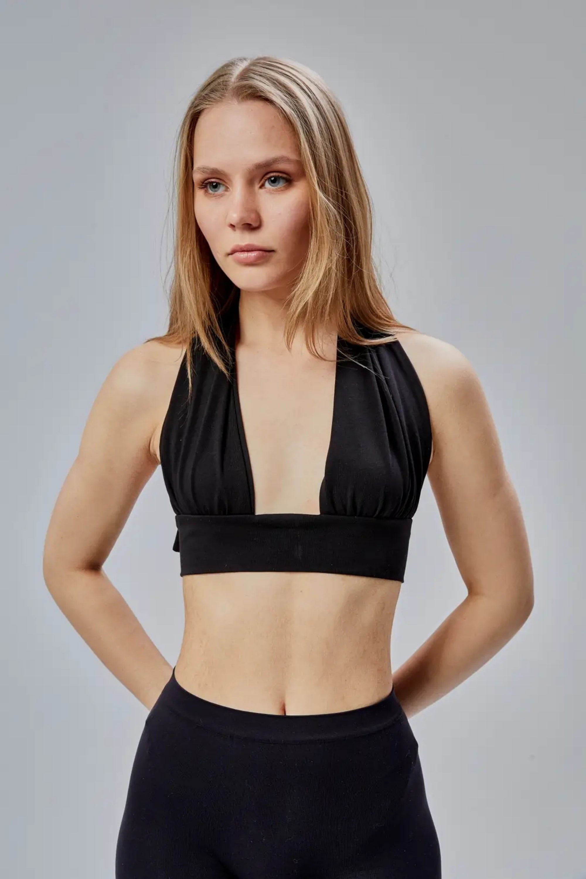 Boyundan Bağlamalı Büstiyer