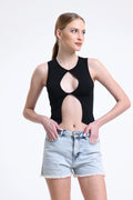 Göğüs ve Göbek Dekolteli Kolsuz Bluz - Nineteen Brand