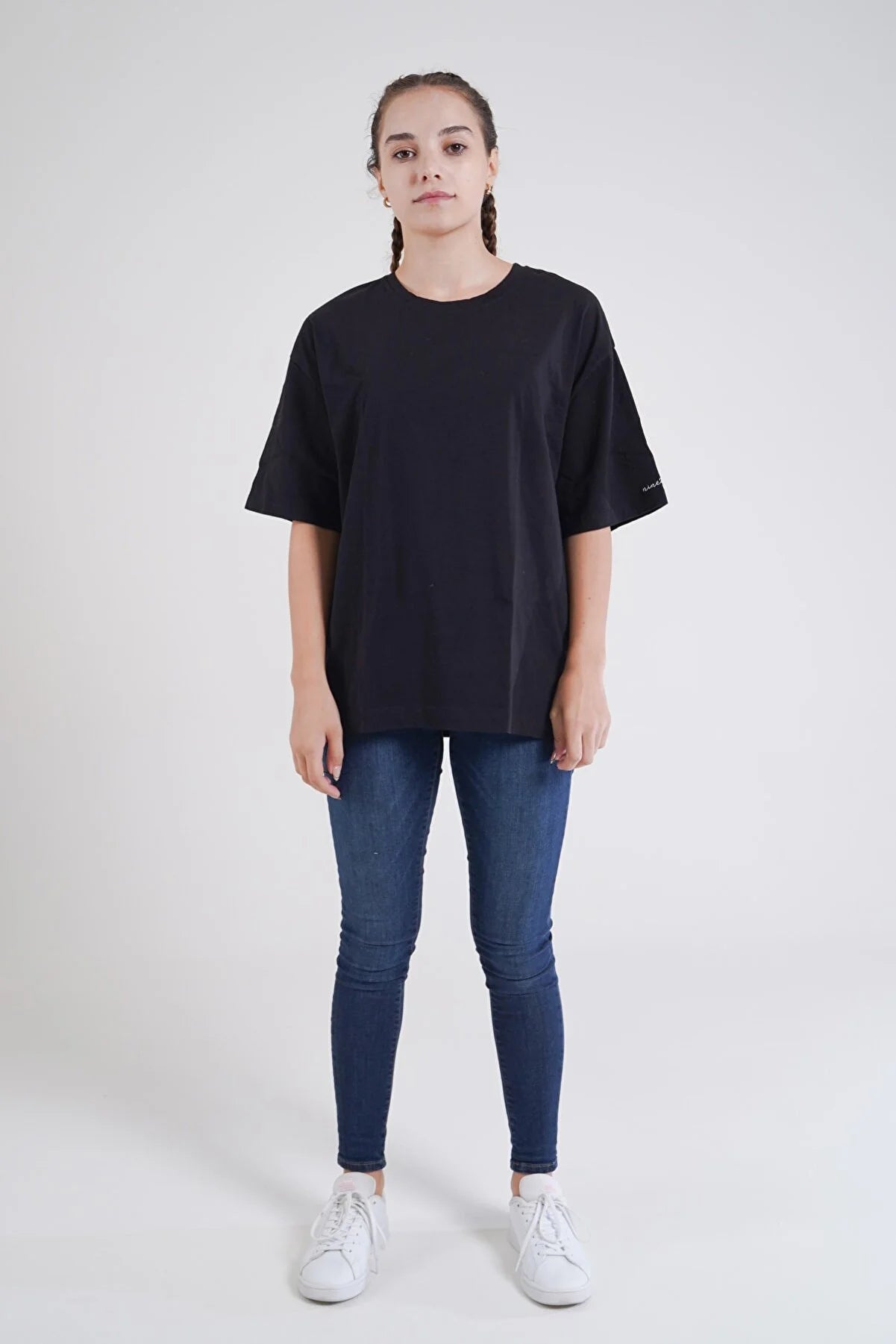 Zürafa Desen Baskılı Oversize T-Shirt - Siyah