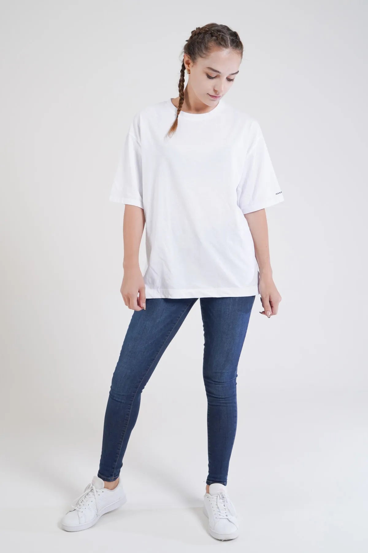 Zürafa Desen Baskılı Oversize T-Shirt - Beyaz