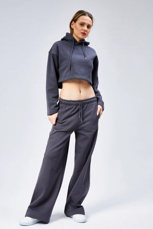 Oversize Crop Sweatshirt & Geniş Paça Eşofman Altı Takım