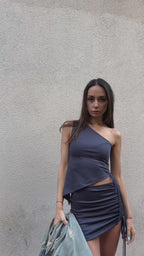 Büzgülü Tek Omuz Asimetrik Kesim Bluz