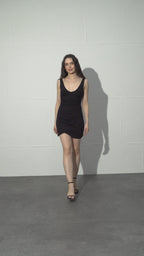 Büzgülü Derin V Yaka Elbise