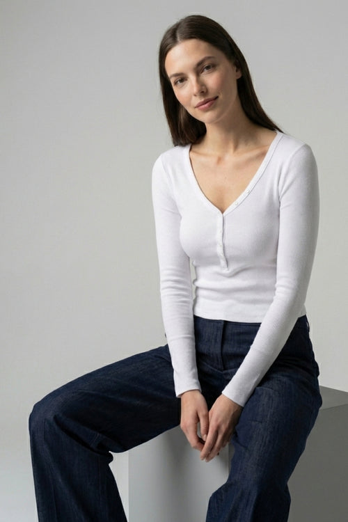 V Yaka düğmeli Uzun Kollu Kaşkorse T-Shirt - Beyaz - Nineteen Brand